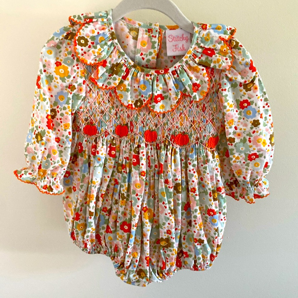 Stitchy Fish Fall Pumpkin Bubble 12M NWOT